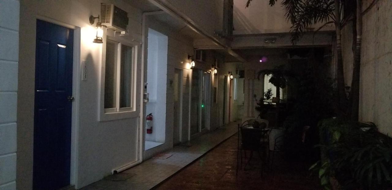 Innsite Room Rentals Pasay Exterior photo